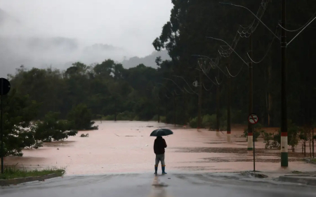 Governador do RS alerta para "maior desastre da história" do estado