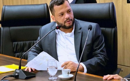 Deputado Edevaldo Neves celebra entrega de manilhas no Bairro Nacional