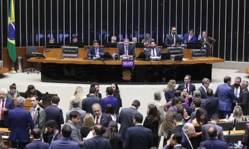 Câmara dos Deputados aprova reforma tributária