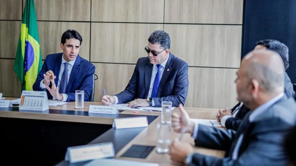 Concessão da Hidrovia do Madeira é discutida pelo governo de Rondônia em Brasília