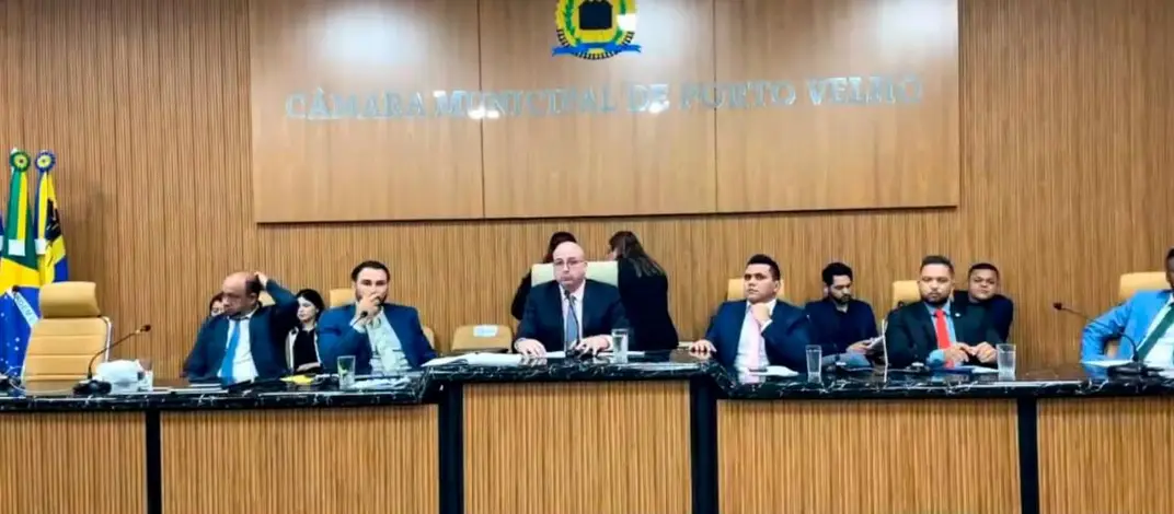 Câmara de Porto Velho rejeita projeto de Léo Moraes que acabaria com PPP da coleta de lixo