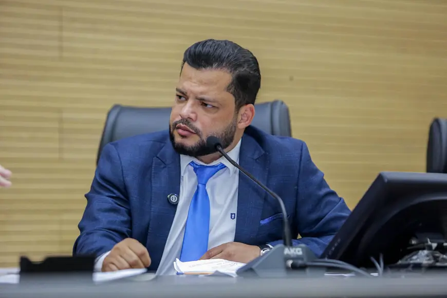 Deputado Edevaldo Neves propõe isenção de taxa para substituição de placas veiculares perdidas em enchente na BR-425