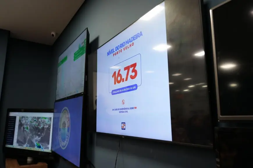 Rio Madeira atinge 16,73 metros, a maior marca de 2025 em Porto Velho