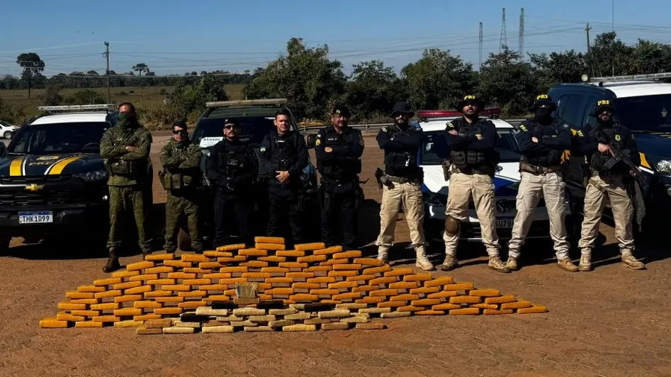 Ação integrada entre PRF e PM apreende drogas e veículos em Porto Velho