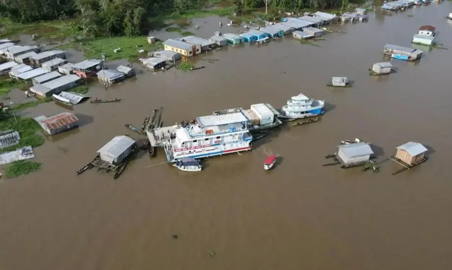 Cheias no Amazonas deixam 40 municípios em estado de emergência