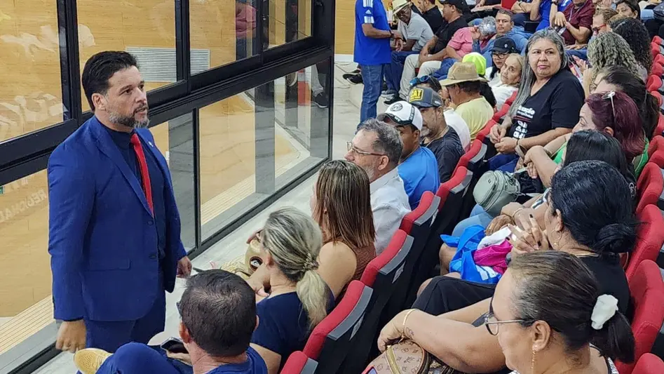 Deputado Delegado Camargo defende valorização salarial para profissionais da educação em Rondônia