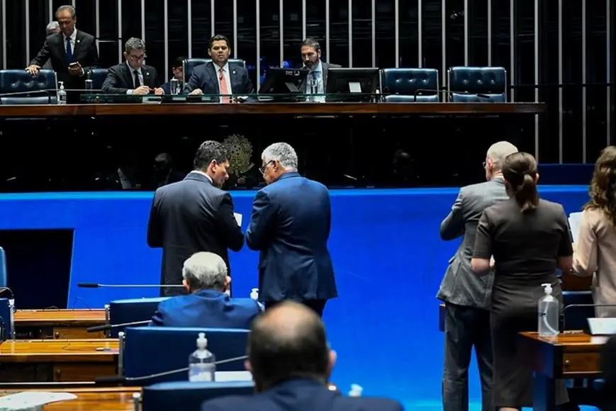 Senado vota projeto de proteção a crianças e adolescentes na internet na quarta-feira