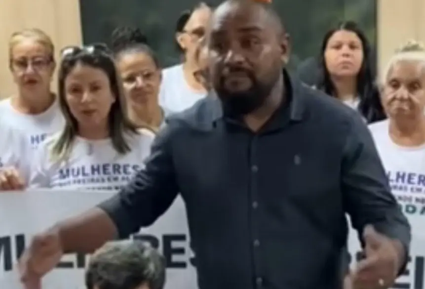 Moradores da Reserva Ecológica Soldado da Borracha protestam na Alero