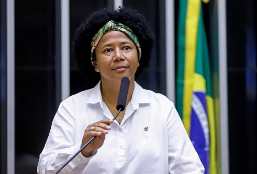 Câmara aprova projeto de lei para proteção de bebês prematuros no Brasil