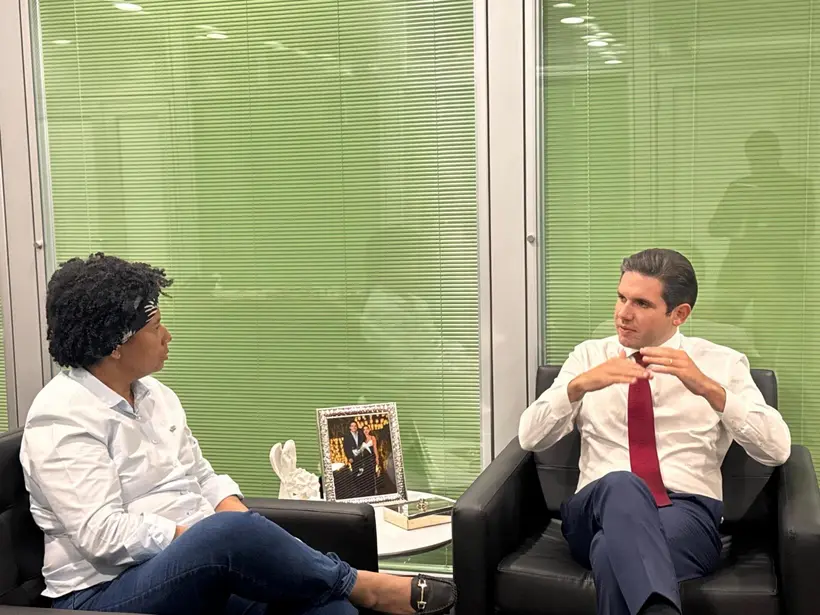 Sílvia Cristina pede votação urgente da PEC 47 em reunião com presidente da Câmara