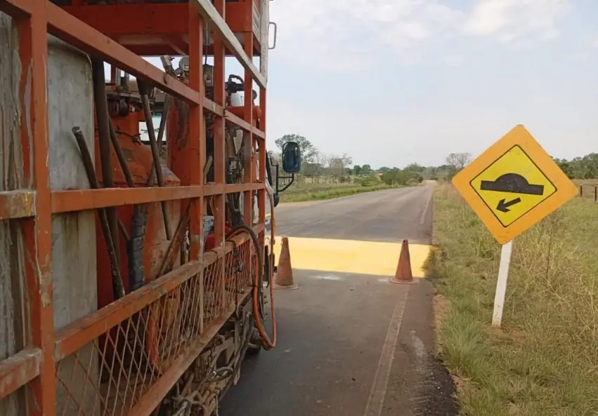 Deputado Alan Queiroz destina recursos para quebra-mola em Urupá