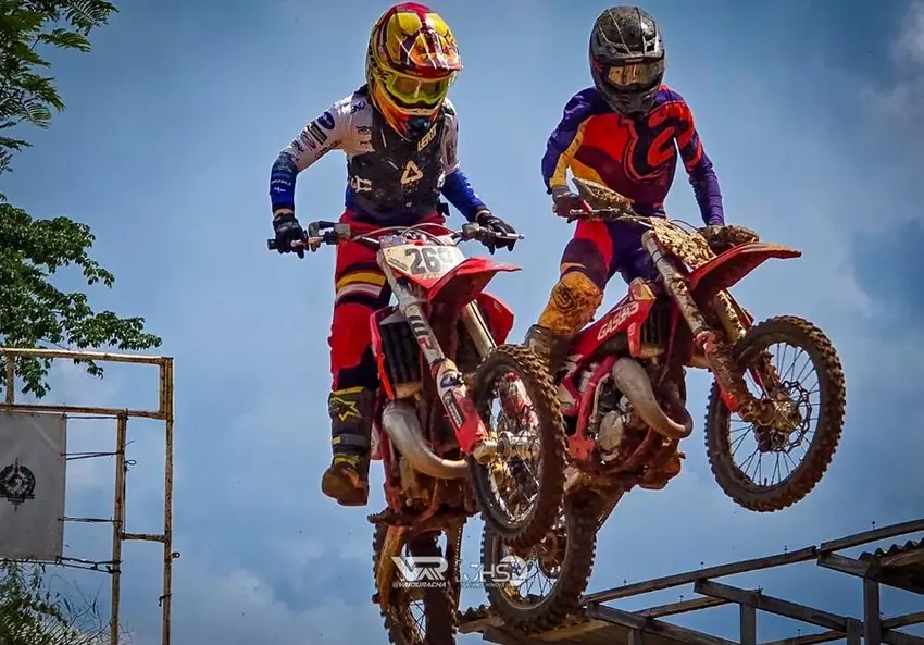 Buritis sedia grande final do Regional Norte de Motocross 2025 com campeões definidos