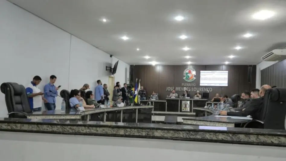 Câmara de Ariquemes aprova apuração de vereador por suposta rachadinha