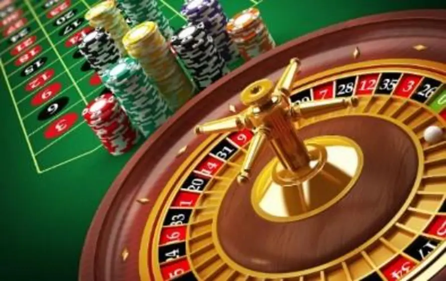 Ministro da Fazenda defende legalização de cassinos presenciais para impulsionar economia