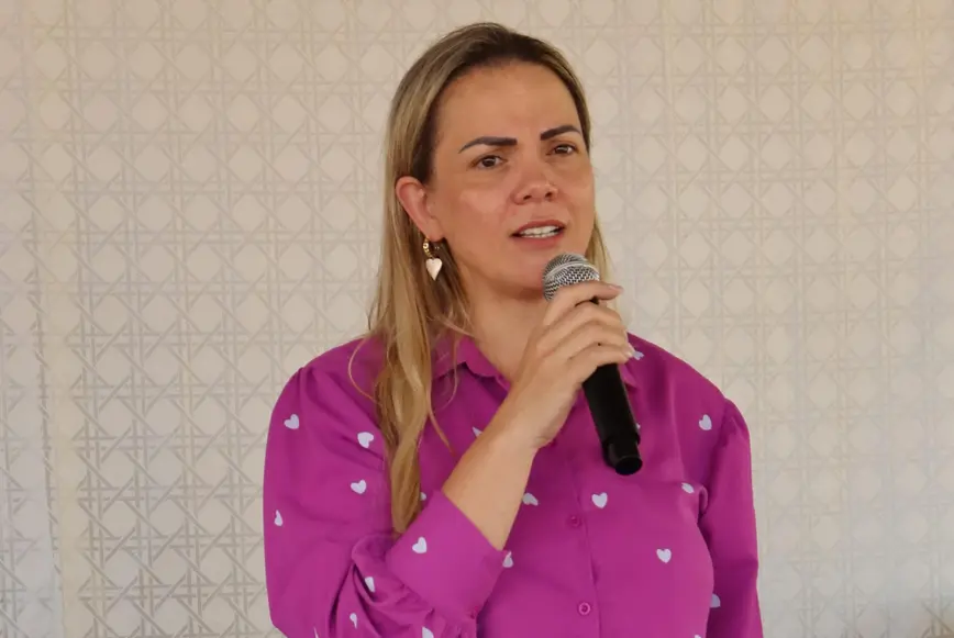 Cláudia de Jesus solicita atendimento humanizado para pacientes do interior