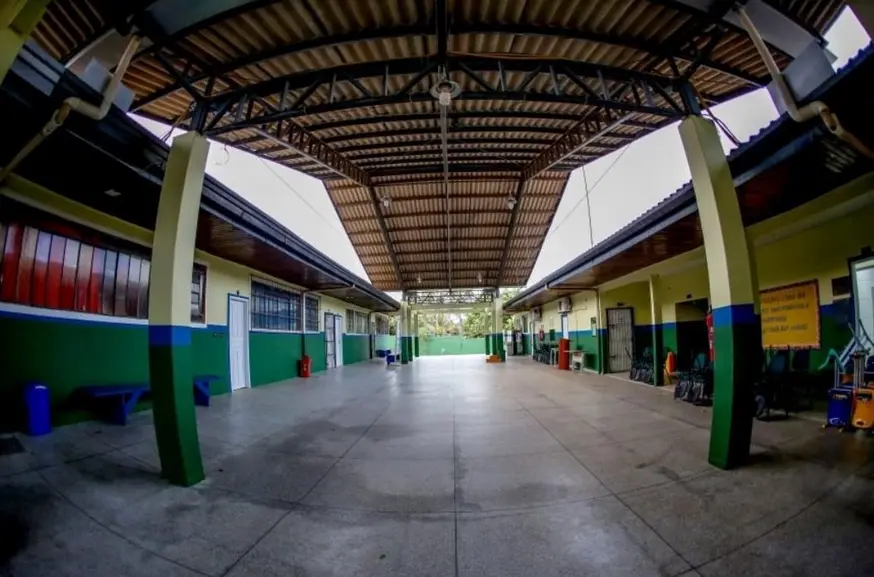 Deputado solicita reforma e ampliação da escola em Nova Estrela Rondônia