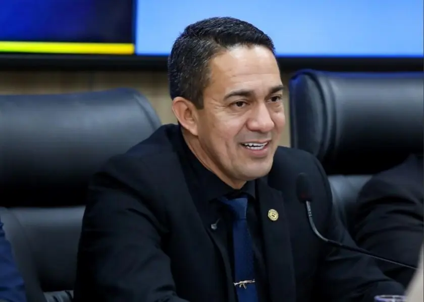 Deputado solicita expansão de programa de titulação de imóveis em Porto Velho