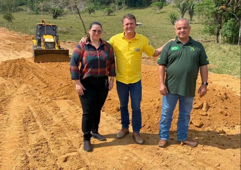 Deputado Luizinho Goebel visita Campo Novo de Rondônia e acompanha obras de estradas
