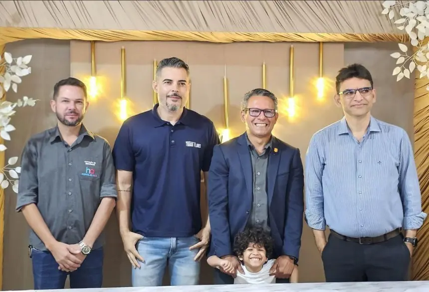 Deputado Thiago Flores anuncia R$ 5 milhões para unidade móvel do Hospital de Amor em Ariquemes