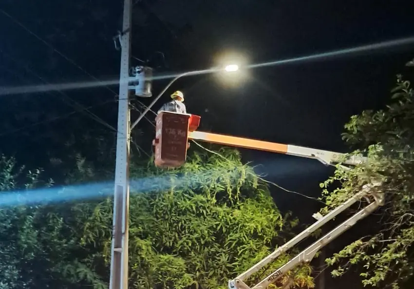 Emdur instala iluminação LED na comunidade Ramal Maravilha I em ação de segurança