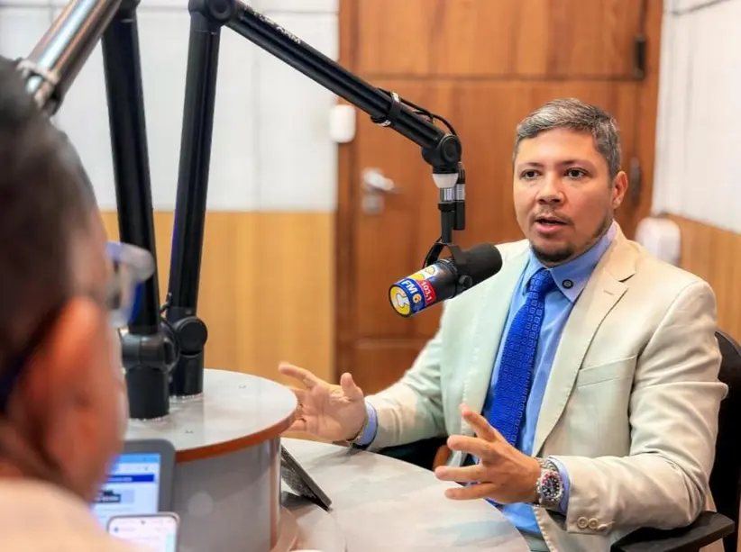 Vereador Zé Paroca destaca ações legislativas e compromisso com população em entrevista