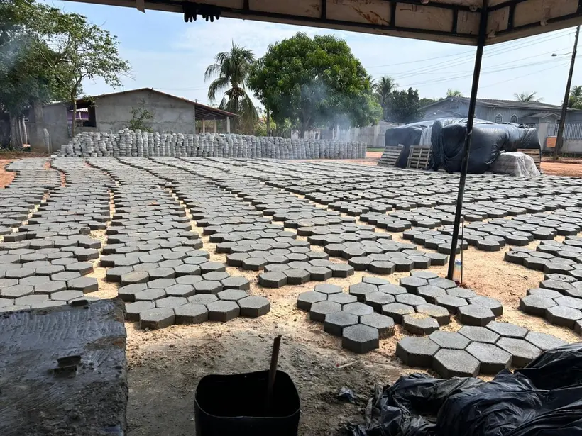Pavimentação de ruas com blocos intertravados começa em Boa Esperança Chupinguaia