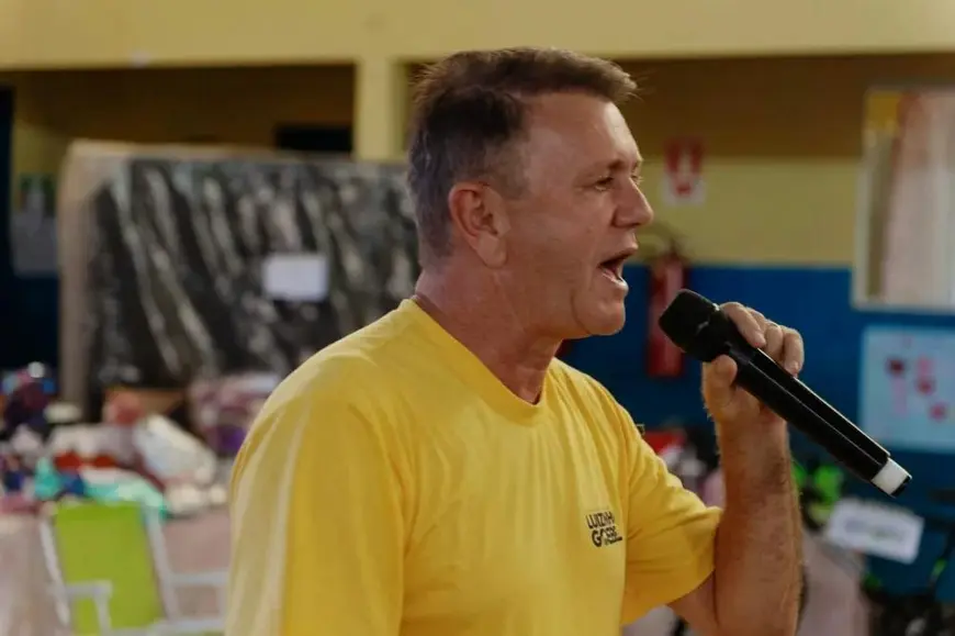 Deputado Luizinho Goebel solicita melhorias na Escola Inácio de Castro em Pimenteiras