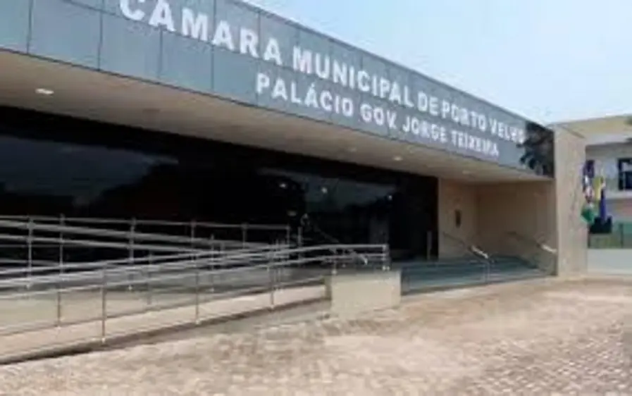 Câmara Municipal de Porto Velho avalia posse de suplente após afastamento de vereador