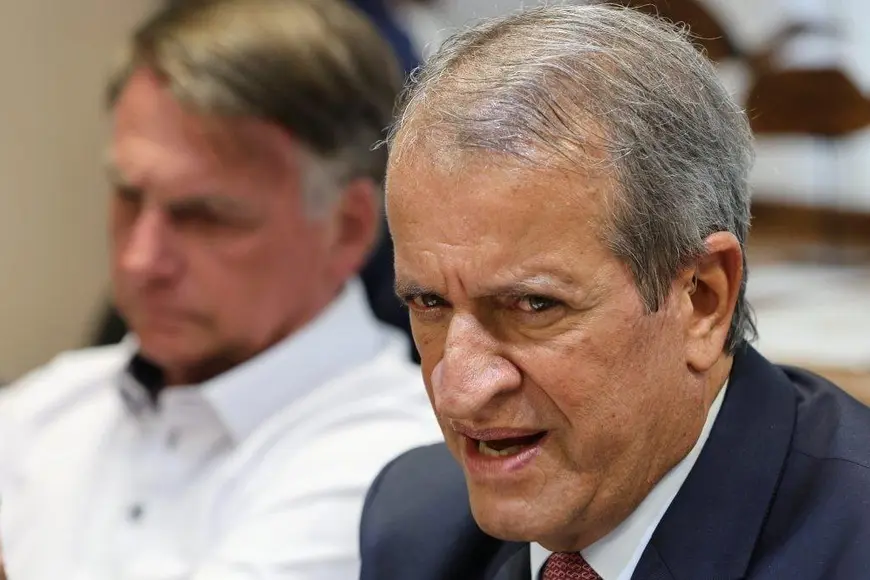 Moraes solicita reabertura de inquérito sobre Valdemar Costa Neto por desinformação