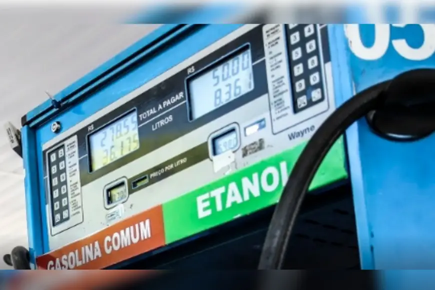 Petrobras announce nova redução de 4,9% no preço da gasolina para distribuidoras