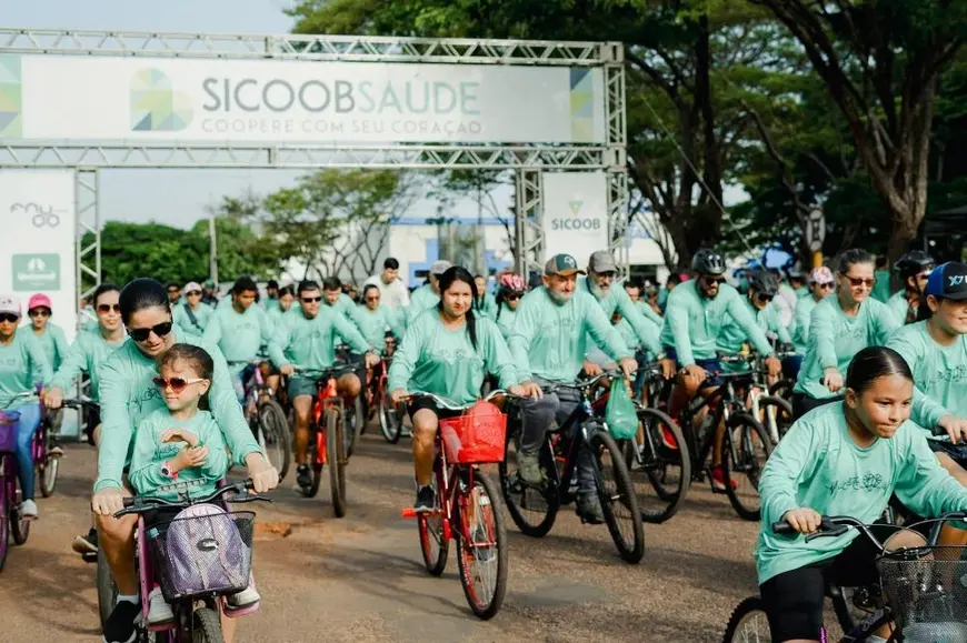 Passeio ciclístico Sicoob Saúde mobiliza 35000 pessoas em 35 cidades