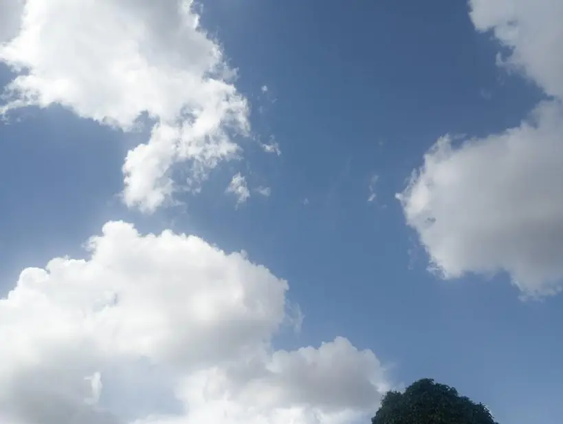 Previsão do tempo indica calor e chuva isolada em Rondônia nesta segunda-feira