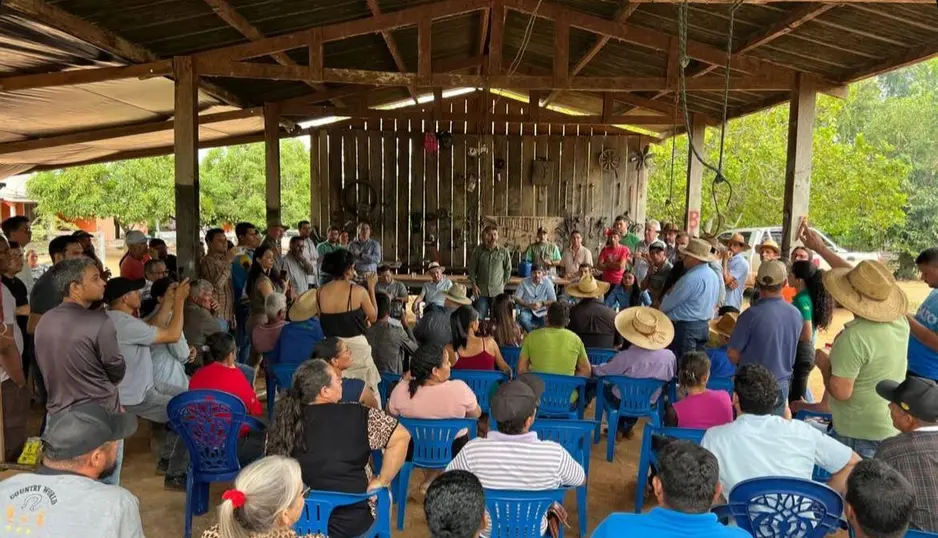 Senadores visitam União Bandeirantes para discutir embargos ambientais em Rondônia
