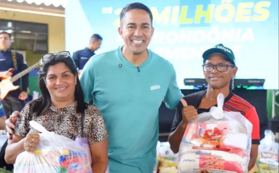 Cidadania no Bairro atende mais de 1500 pessoas em Porto Velho