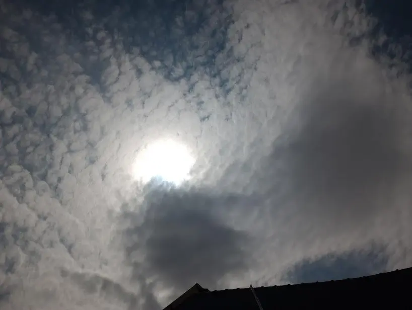 Previsão do tempo para sábado em Rondônia com temperaturas altas e possibilidade de chuva