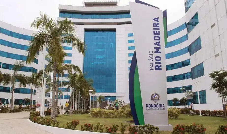 Servidores de Rondônia recebem reconhecimento enquanto Poder Executivo permanece omisso