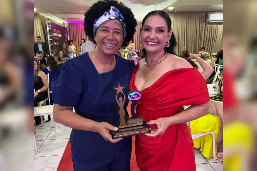 Sílvia Cristina recebe Troféu Força Empreendedora em Presidente Médici