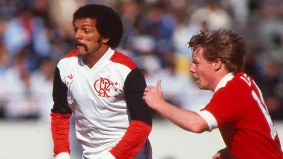 Júnior manifesta apoio ao Flamengo antes da final da Copa Intercontinental