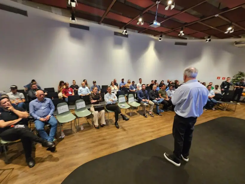 Audiência pública aprova plano estratégico para salvar pecuária leiteira em Rondônia