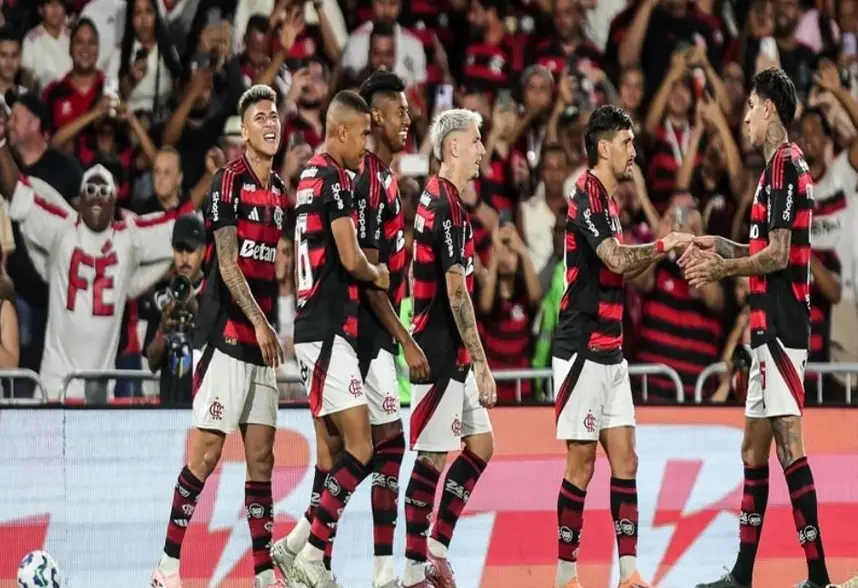 Flamengo busca título antecipado do Campeonato Brasileiro contra Ceará