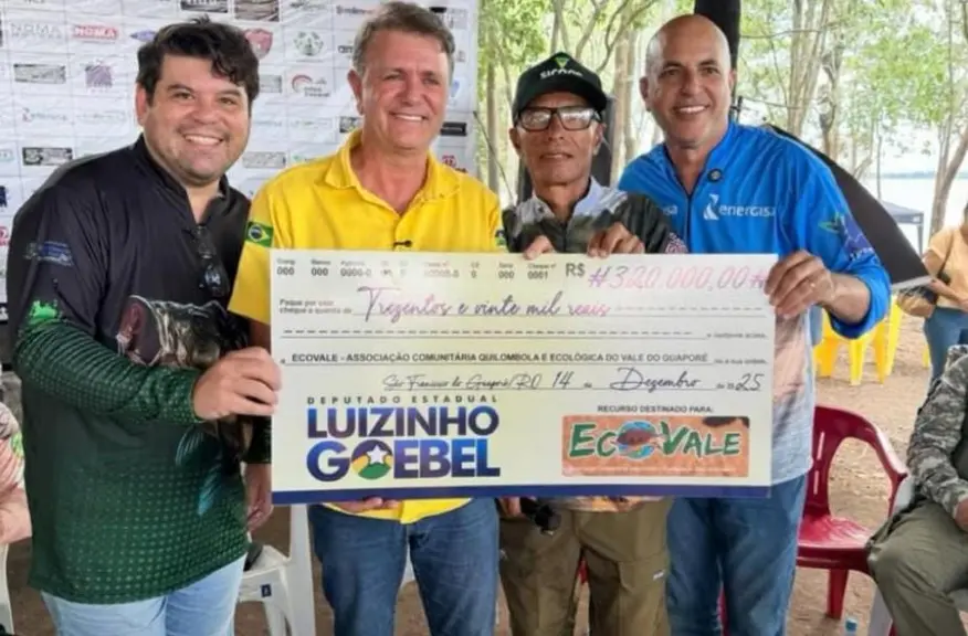 Deputado Luizinho Goebel participa de soltura de tartarugas em Rondônia