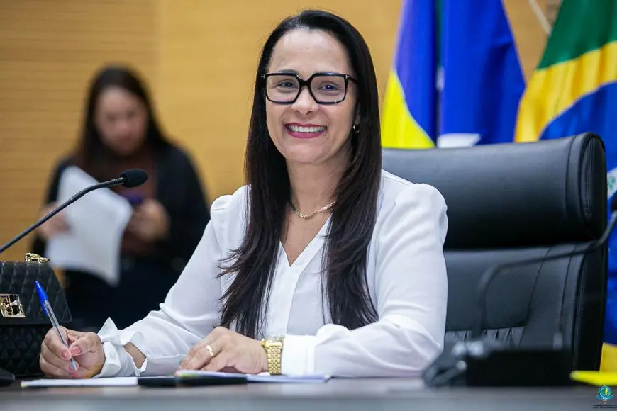 Deputada solicita ações do Programa Rondônia Cidadã em Jaru para atendimento médico e documentação