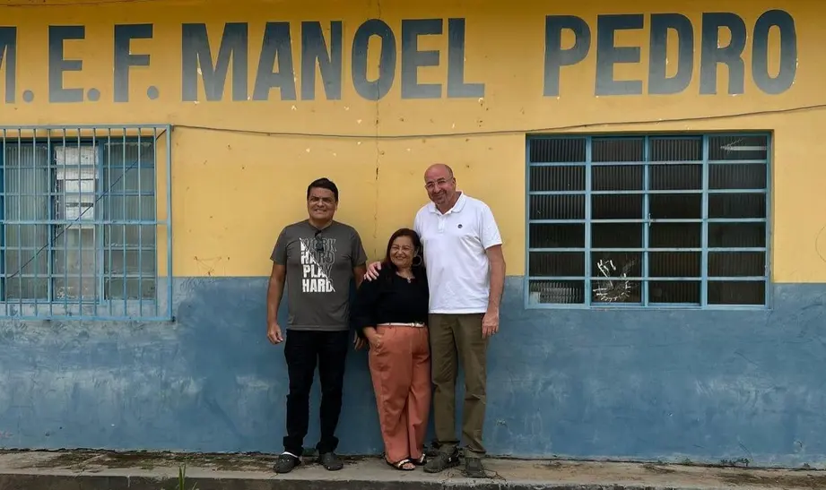 Vereador Gedeão Negreiros visita escola rural e anuncia emendas para melhorias