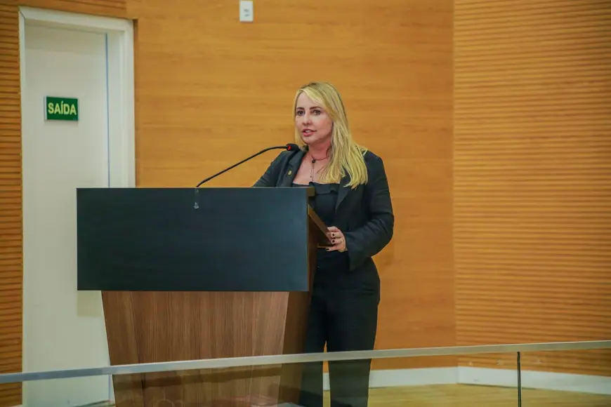 Ieda Chaves solicita caminhonete 4x4 para CAPS de Vilhena em Rondônia