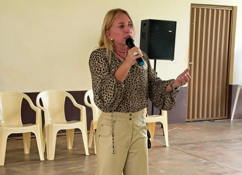Ieda Chaves entrega implementos agrícolas e valoriza o trabalho rural em Corumbiara