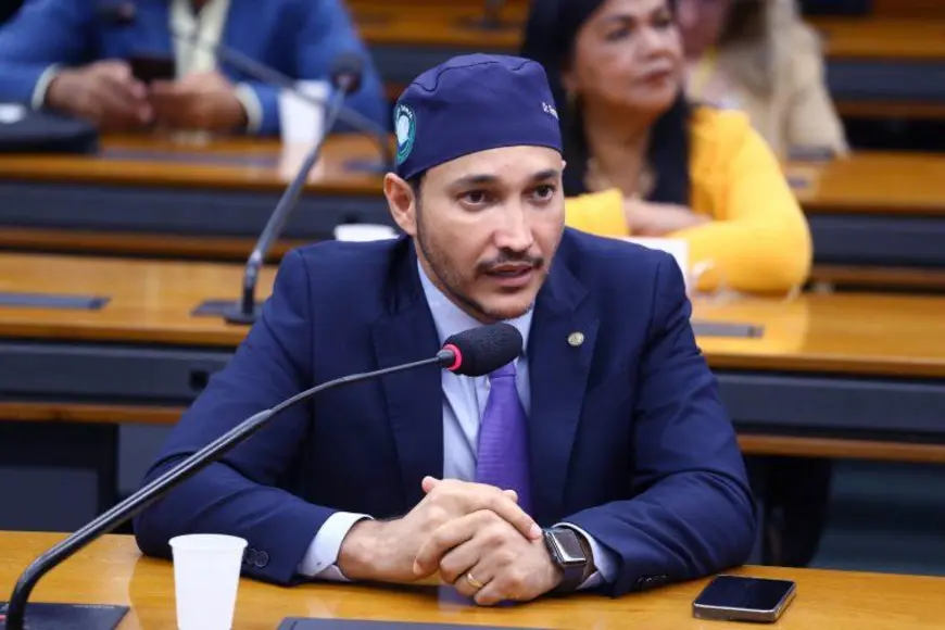 Deputados Fernando Máximo e Silvia Cristina disputam senado em enquete no Instagram