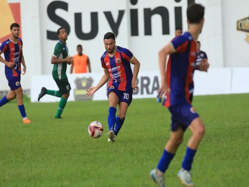 Barcelona supera União Cacoalense com virada e se aproxima do G-4