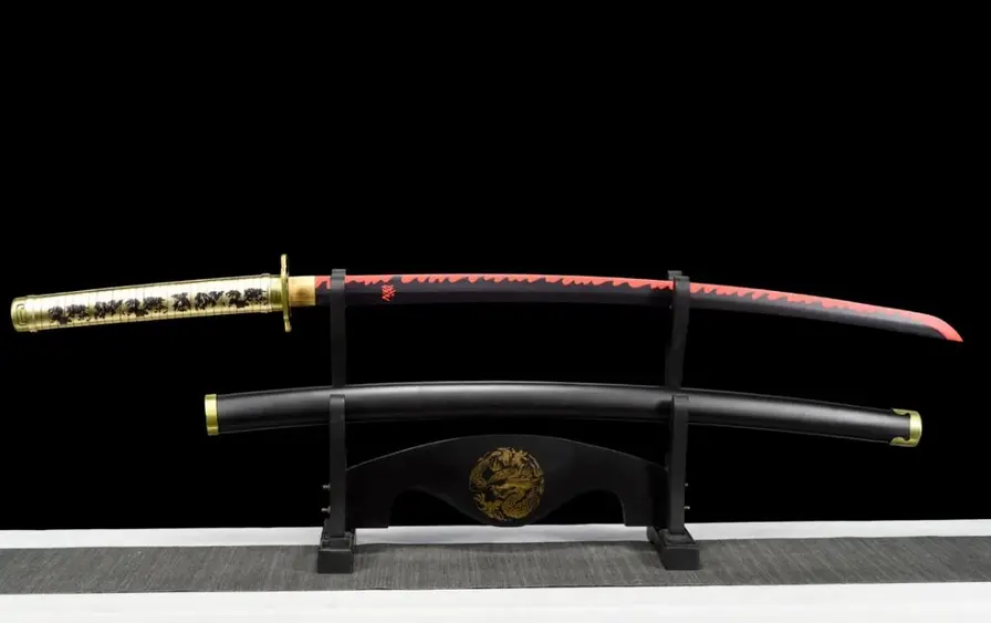 Comparação entre as espadas japonesas tradicionais e as de Demon Slayer
