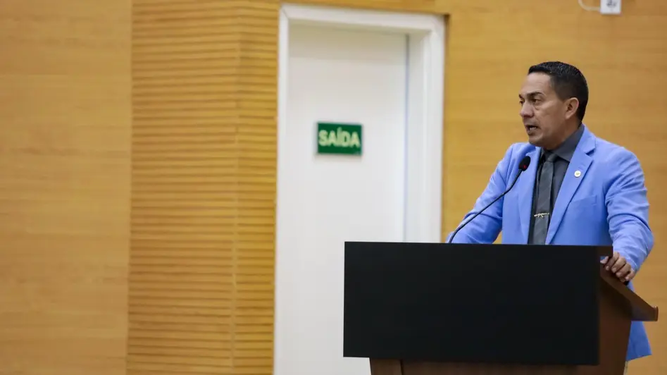 Eyder Brasil destina R 5 milhões em emendas para escolas em Rondônia