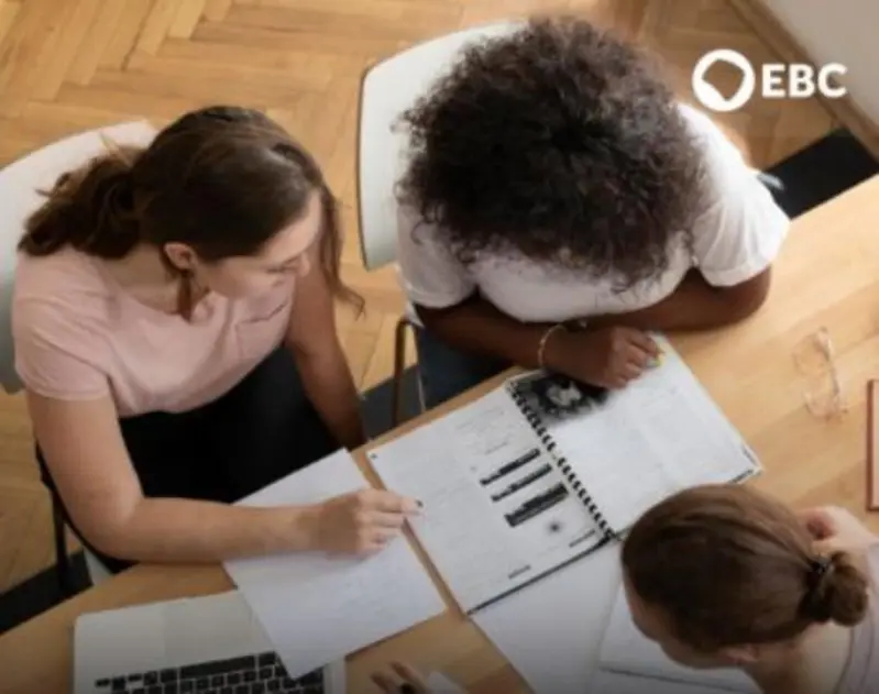 Escola Nacional de Administração Pública oferece curso gratuito de IA para profissionais do direito